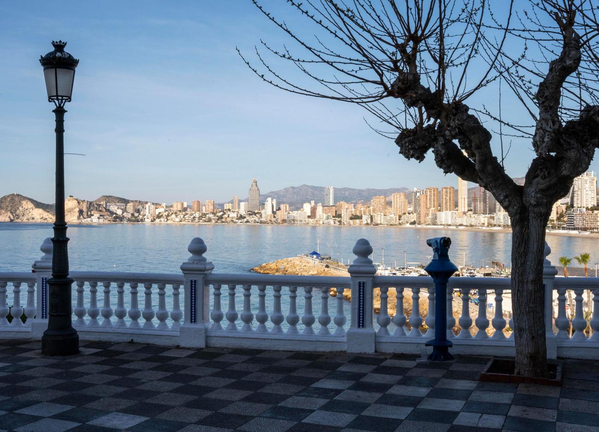 Las Palmeras 15D Apartment เบนิดอร์ม ภายนอก รูปภาพ